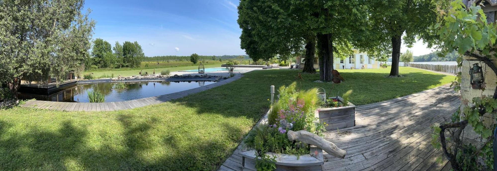 Grand Gite Avec Piscine Maison Port Valade Tabanac Esterno foto